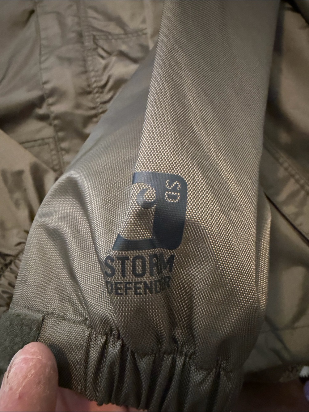 Carhartt Men’s Green Hooded Rain Jacket - Picture 3 of 3